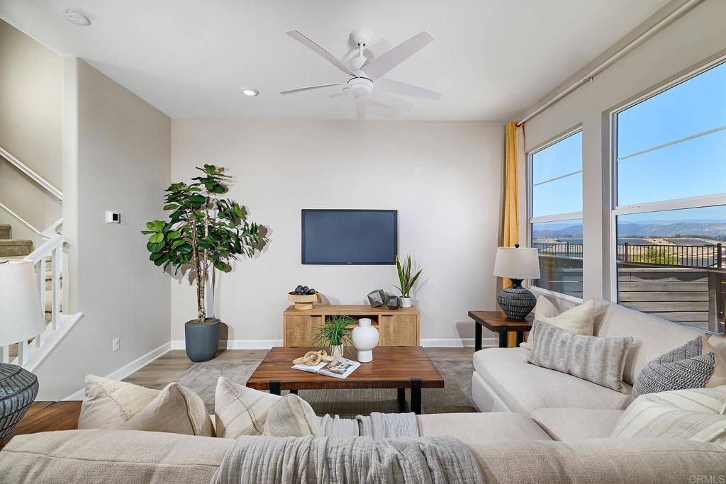 San Marcos, CA 92078,1210 Sunrise #102