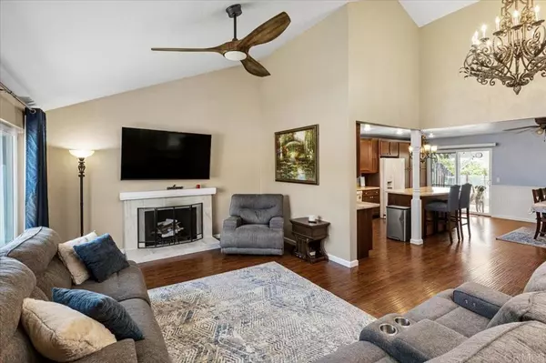 Escondido, CA 92026,929 Terrace AVE