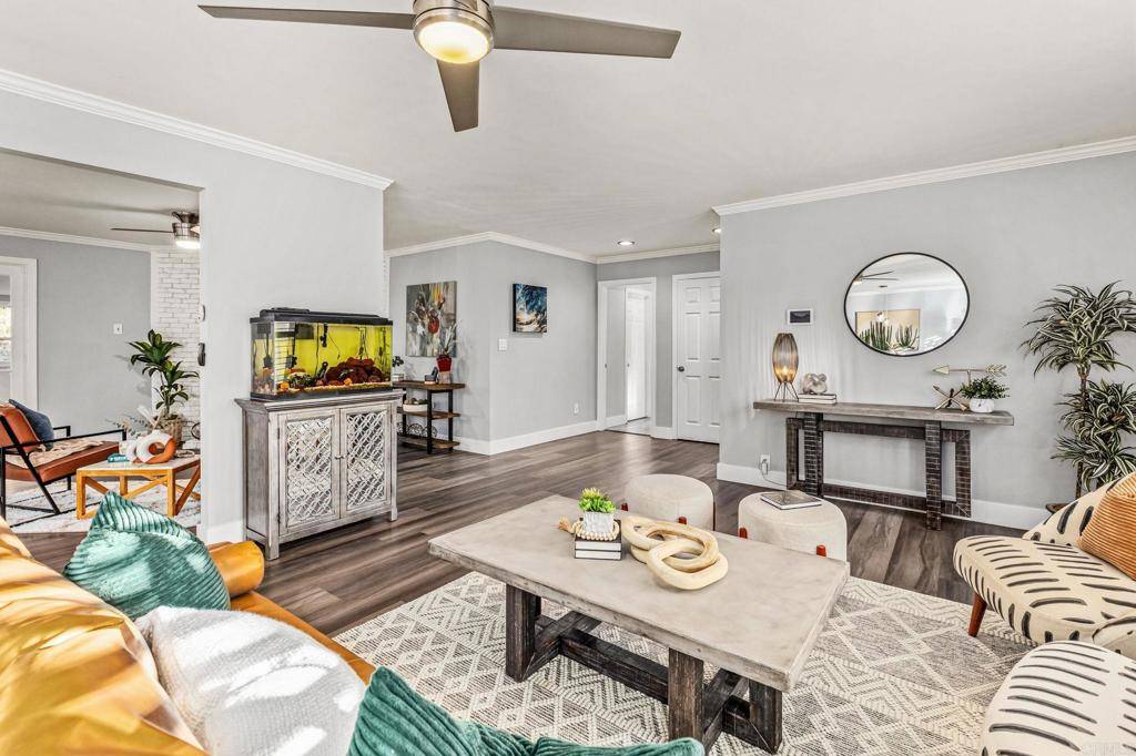 Vista, CA 92084,1670 Alta Vista DR