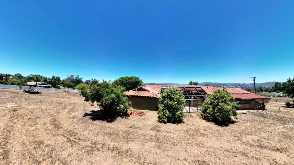Ramona, CA 92065,700 Ash ST