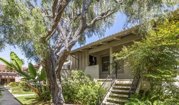 Carlsbad, CA 92009,2352 Altisma WAY #13