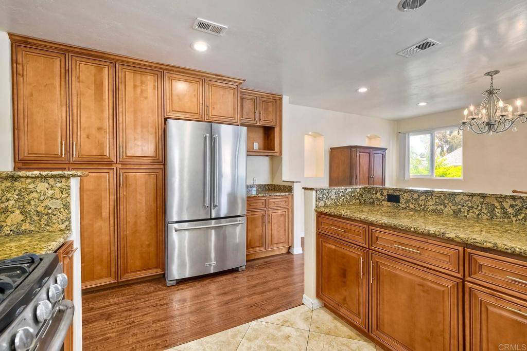 Carlsbad, CA 92008,4869 Alondra Way