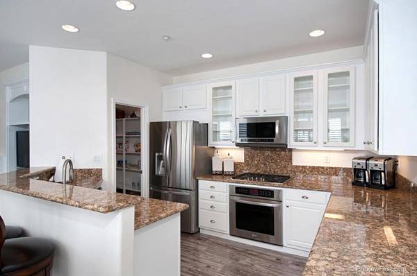 Carlsbad, CA 92011,6419 Alexandri Circle