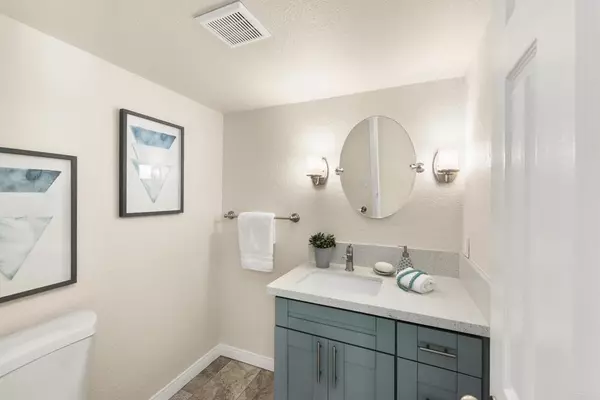 Del Mar, CA 92014,541 & 543 Camino Del Mar