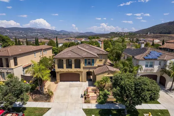 Carlsbad, CA 92009,7148 Sitio Caliente