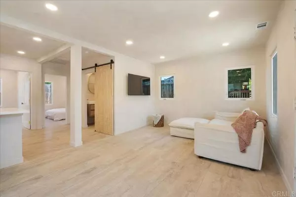 San Diego, CA 92104,2328 Myrtle AVE
