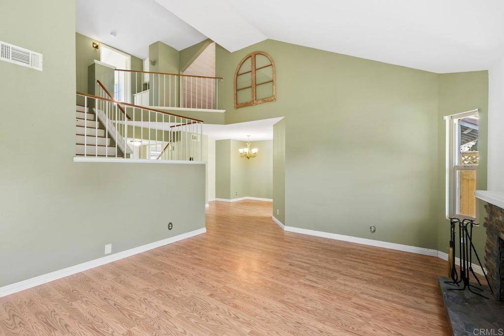Escondido, CA 92027,2425 Hawthorn Glen
