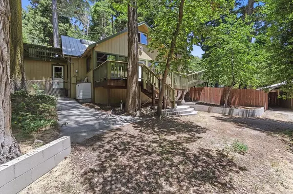 Crestline, CA 92325,1148 Saturn Way