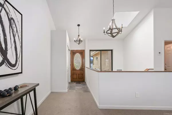 Encinitas, CA 92024,597 Via Cantebria