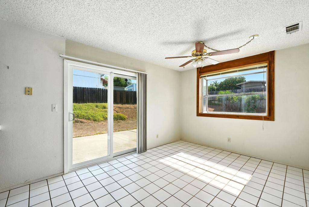 San Marcos, CA 92069,639 Douglas AVE
