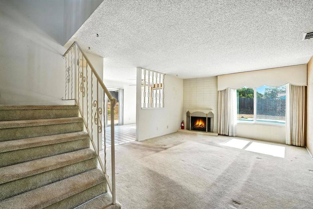 San Marcos, CA 92069,639 Douglas AVE