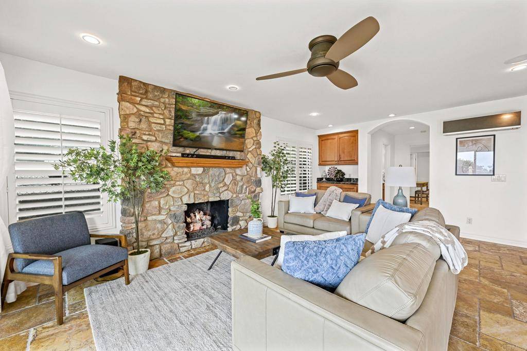 Solana Beach, CA 92075,515 S Sierra AVE #130