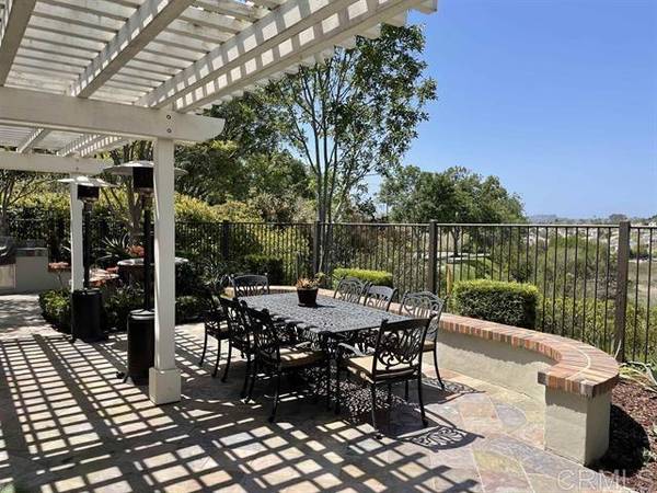 Carlsbad, CA 92009,7941 Corte Domingo