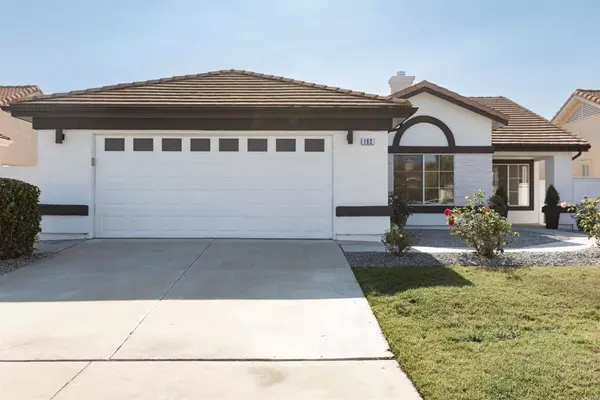 Oceanside, CA 92058,183 Plumosa ST