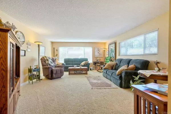 Vista, CA 92084,137 Beaumont DR