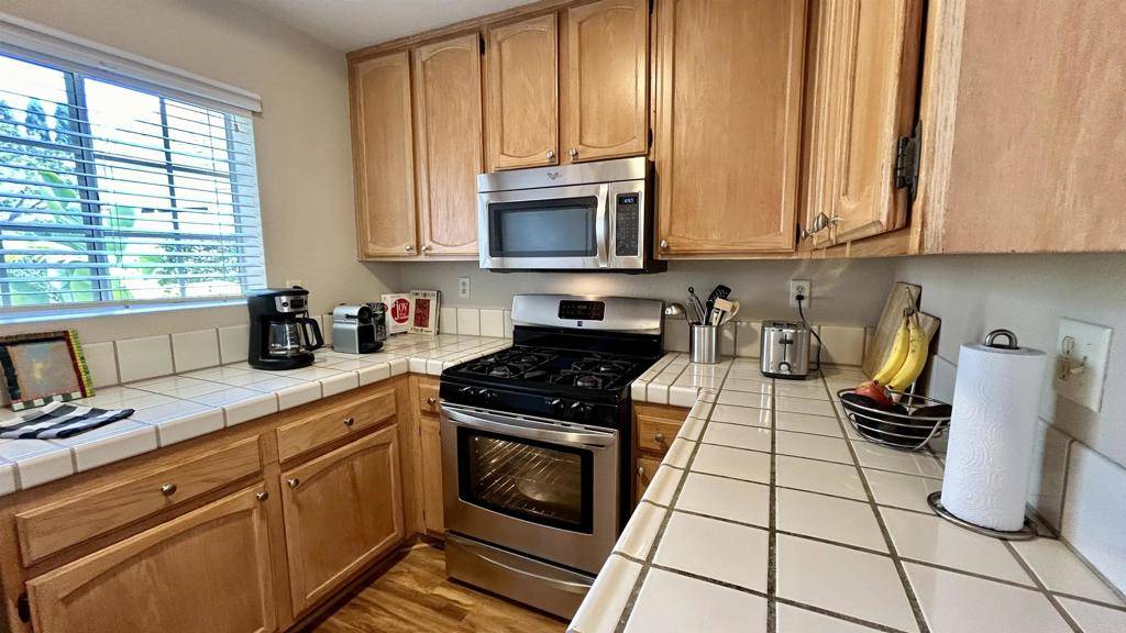 Carlsbad, CA 92010,2683 Coventry RD