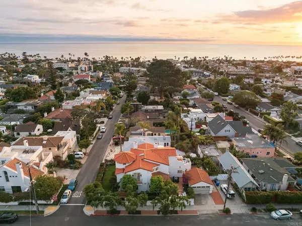 La Jolla, CA 92037,654 Bonair PL