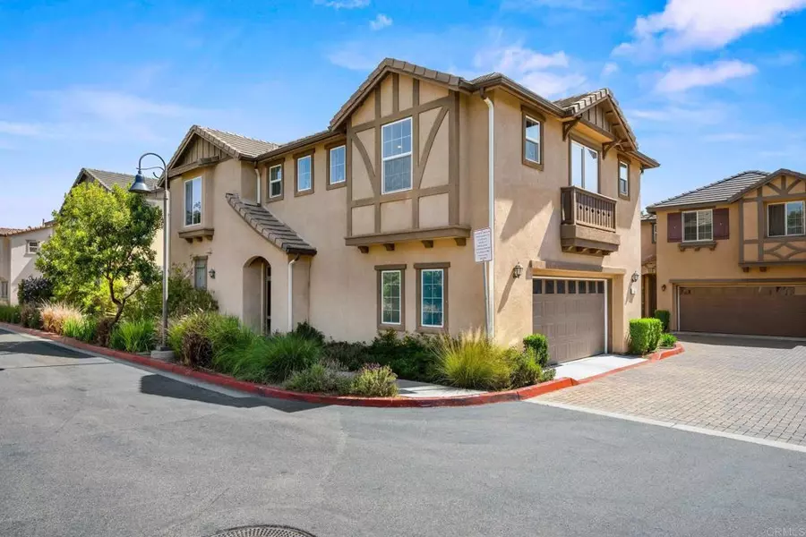 516 moonlight DR, San Marcos, CA 92069