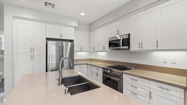 1103 Plumeria WAY, Oceanside, CA 92054