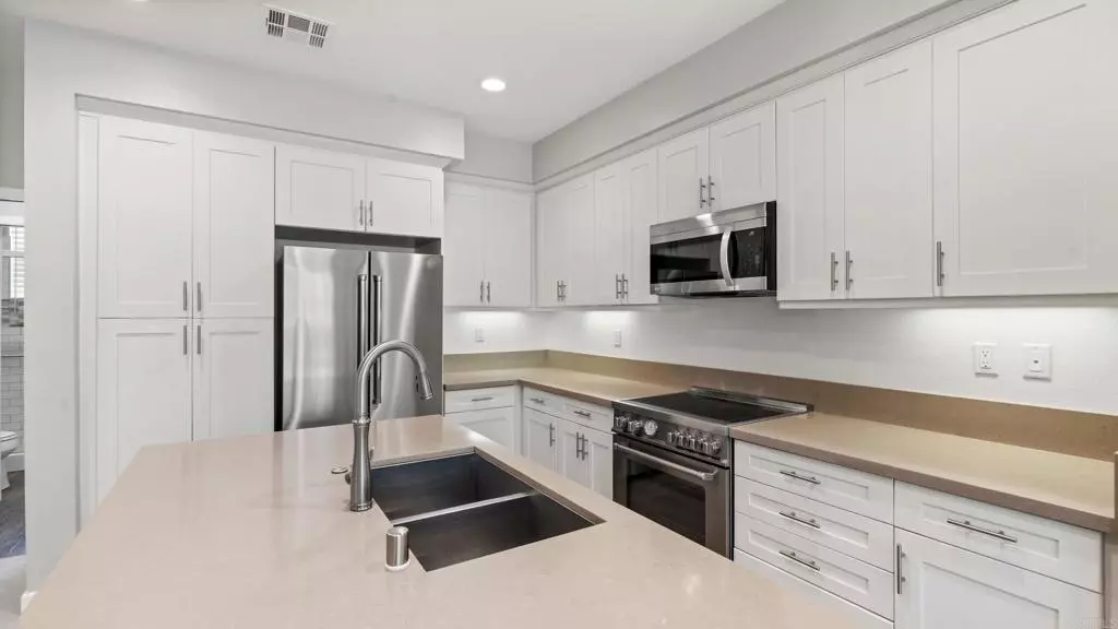 1103 Plumeria WAY, Oceanside, CA 92054