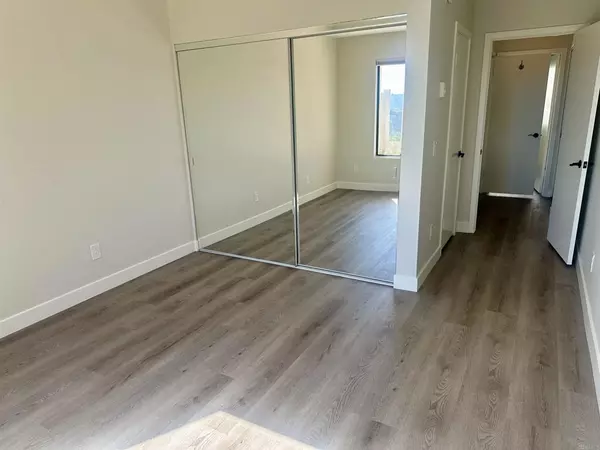 Encinitas, CA 92024,245 Fairlee Lane