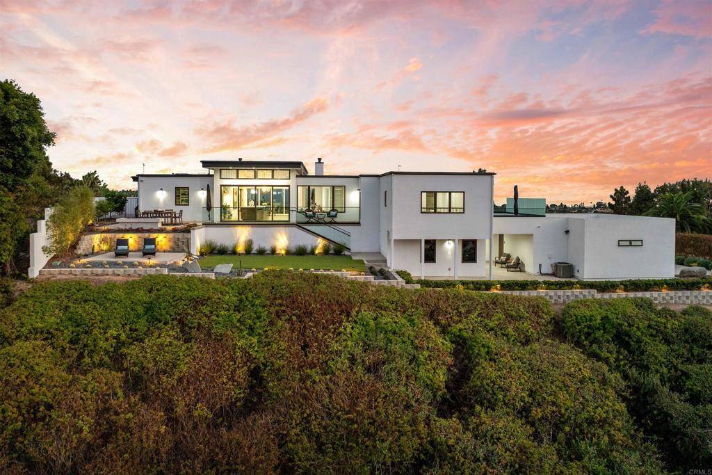 Del Mar, CA 92014,1110 Solana DR