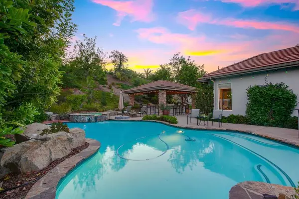 Escondido, CA 92029,2209 Eucalyptus Ave