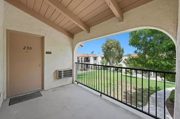 Vista, CA 92083,230 Candice PL