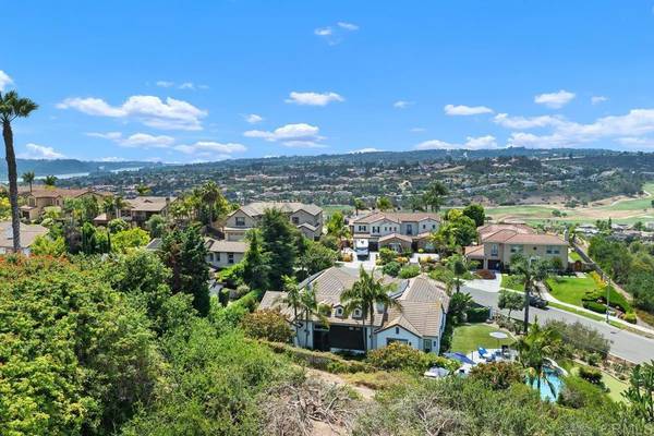 Carlsbad, CA 92009,Unicornio ST