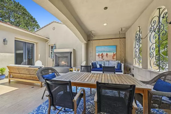Encinitas, CA 92024,939 Bluejack RD