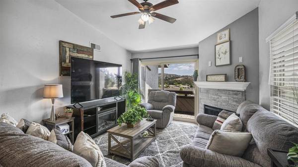 1677 Melrose AVE #H, Chula Vista, CA 91911