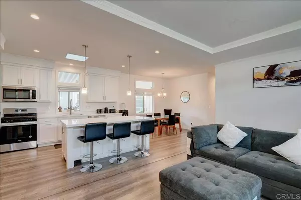 Oceanside, CA 92054,85 Oakwood LN