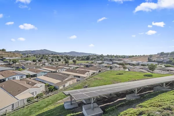 San Marcos, CA 92069,909 Richland Rd #124