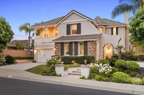 8037 Avenida Secreto, Carlsbad, CA 92009