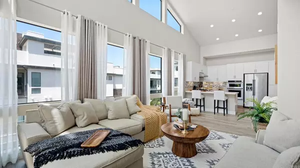 San Diego, CA 92108,8536 Aspect DR