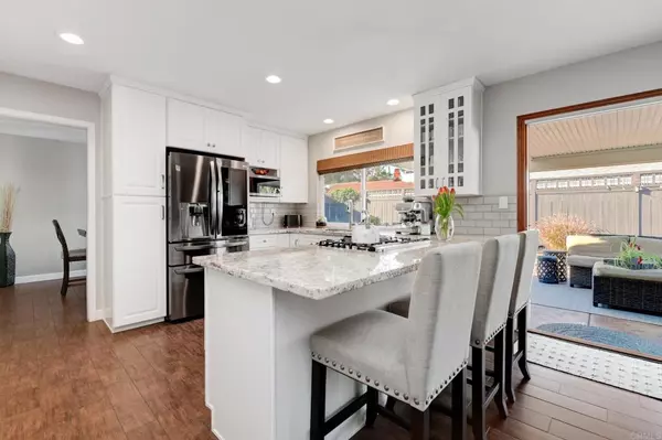San Diego, CA 92131,9947 Mesa Madera