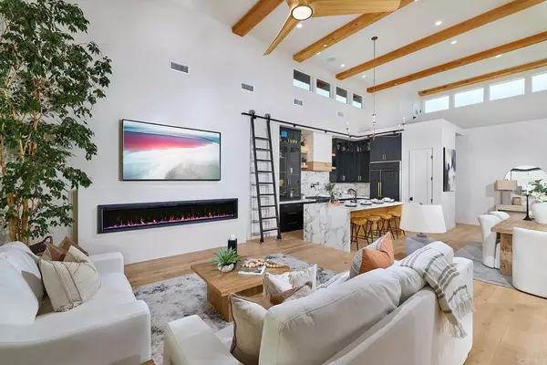 Encinitas, CA 92024,177 N Vulcan AVE