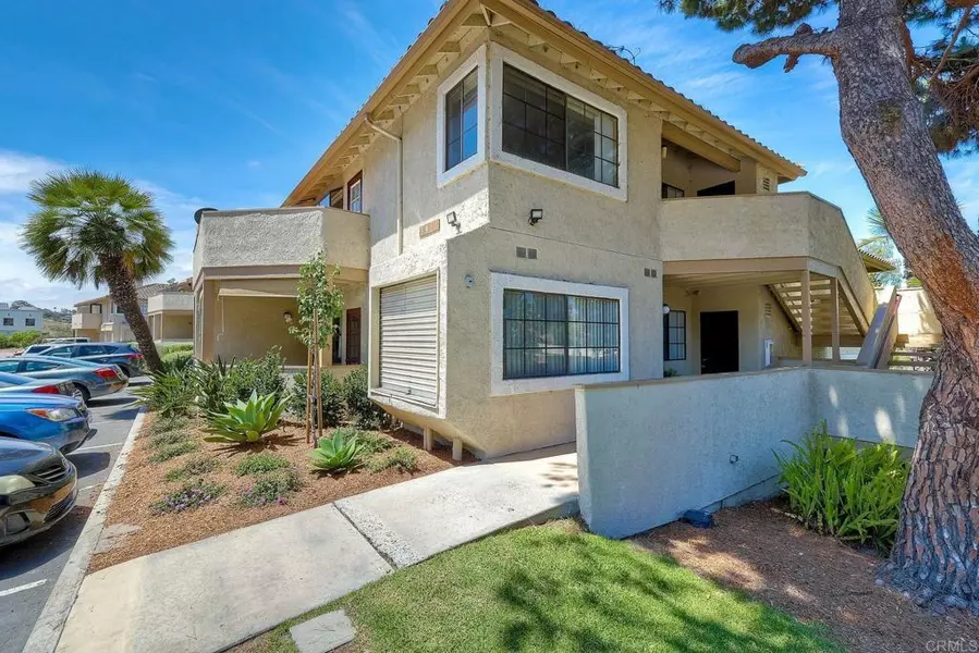 3451 Paseo De Alicia #7, Oceanside, CA 92056
