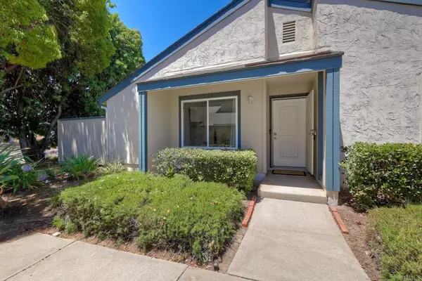 San Marcos, CA 92069,232 Cerco Rosado