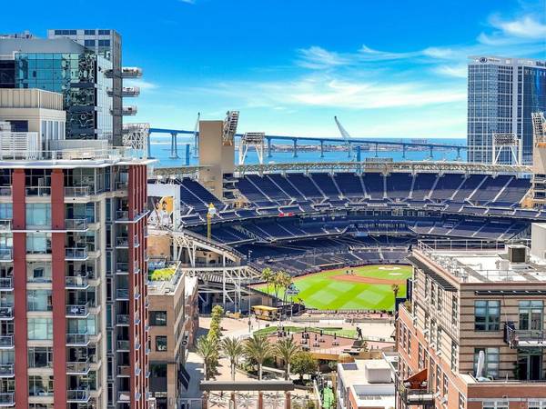 427 9Th AVE #1305, San Diego, CA 92101