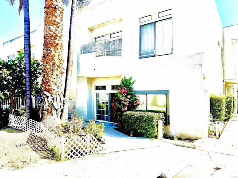 20920 COMMUNITY ST #7, Canoga Park, CA 91304
