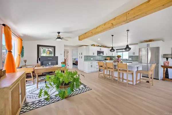 Oceanside, CA 92057,1447 Puritan DR