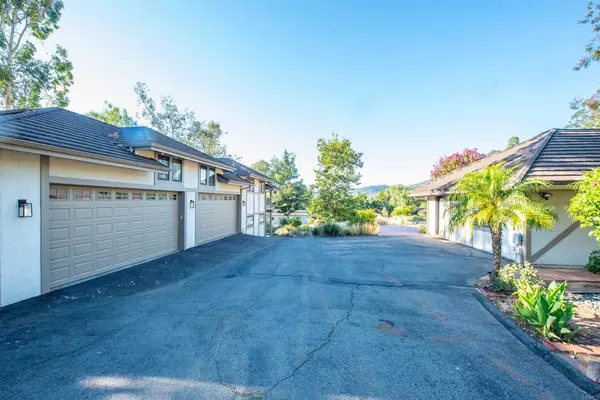 Escondido, CA 92027,2730 Mountain View DR