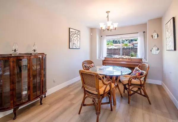 Temecula, CA 92591,40112 Adian CT