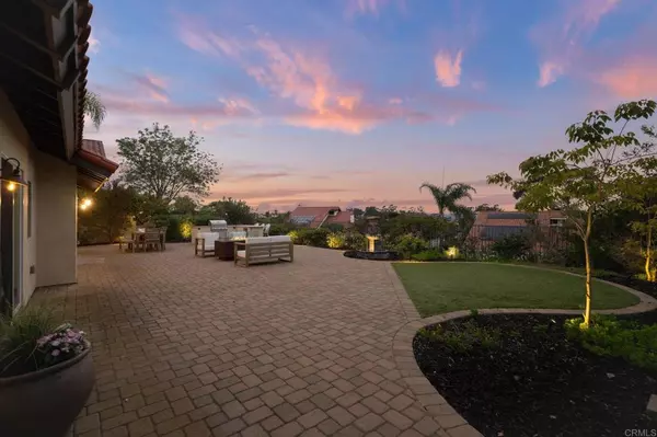 Solana Beach, CA 92075,1108 Via Mil Cumbres