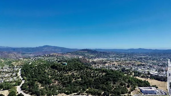 Escondido, CA 92027,3160 Slivkoff DR