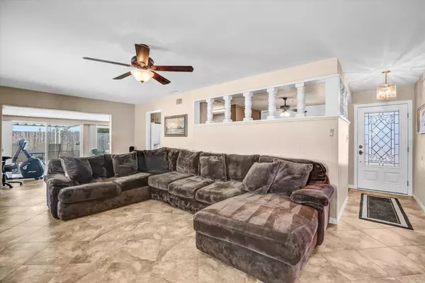 San Diego, CA 92119,8301 Beaver Lake DR