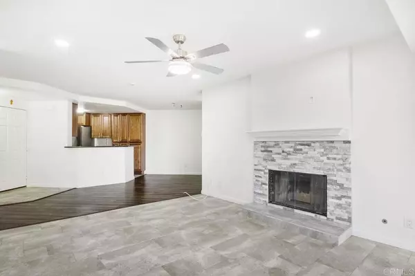 San Diego, CA 92131,11365 Affinity CT #192