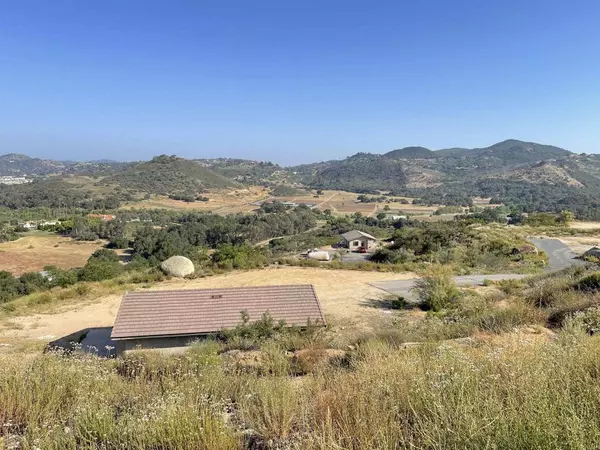 Valley Center, CA 92082,12478 Hillpoint CT