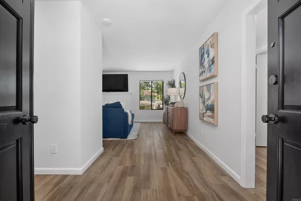 Solana Beach, CA 92075,155 Mexicali CT